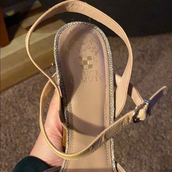 Vince Camuto Size 10 trendy platform women’s shoes - Picture 3 of 5